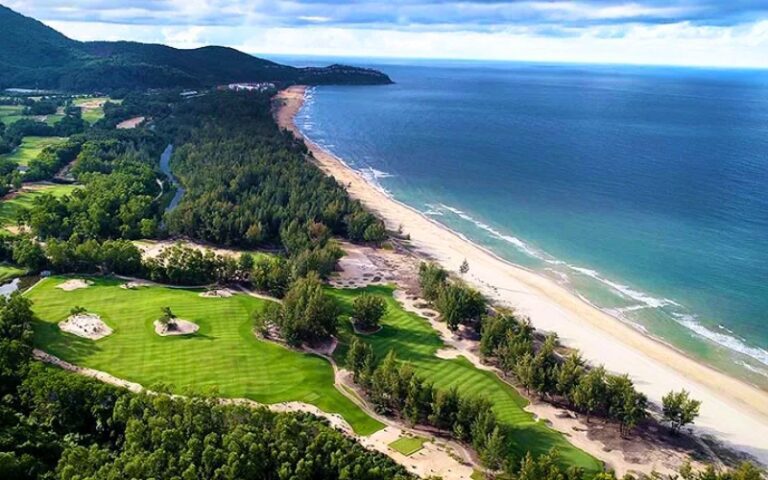 Best Vietnam beach cities for golf holiday