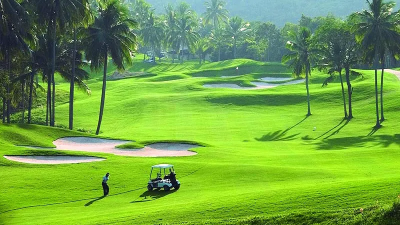 Sanitburi Golf Course