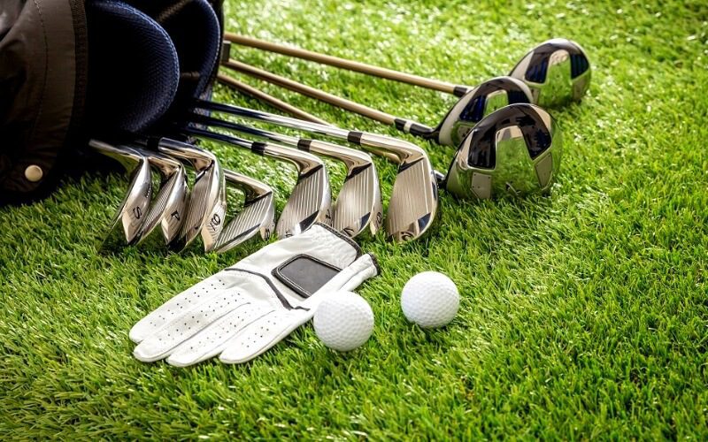 Golf equipment