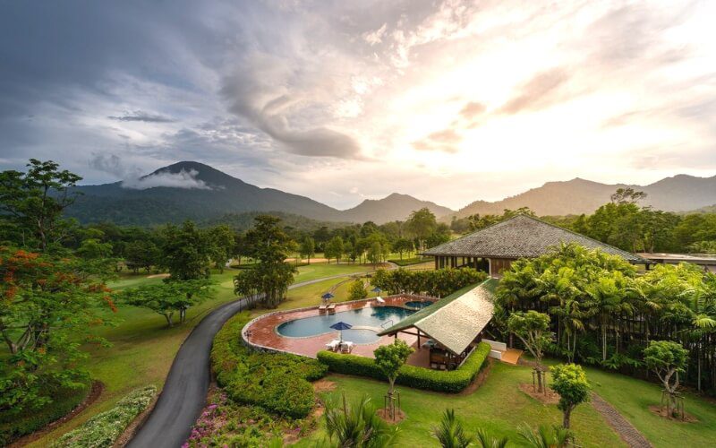 Chatrium Resort Soi Dao Highlands