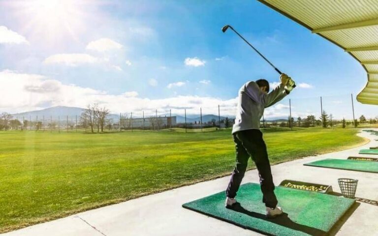 golf driving ranges in Bangkok