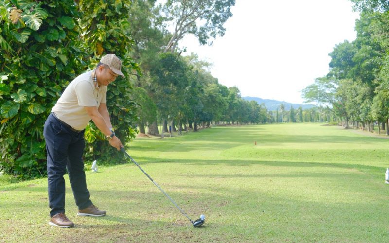 Padang Golf Sukarame
