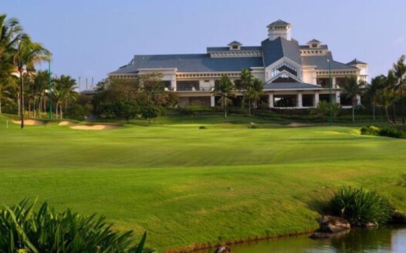 Sanya Begonia Bay Peninsula Golf Club